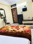 OYO 62194 Pleasure Palace - Wifi