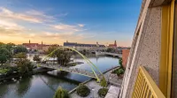 Boulevard Drobnera Residence - Apartments with a view of the Odra River - Apartments
