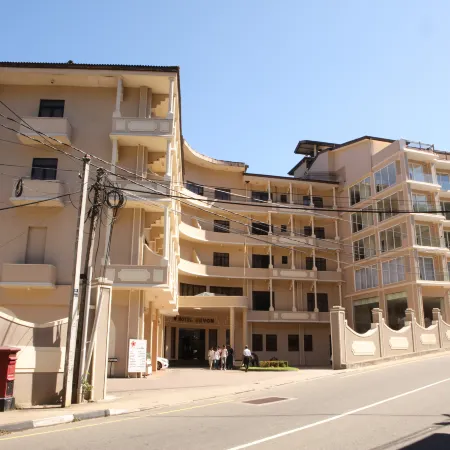 Devon Hotel