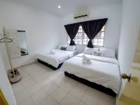 S2 Semi-D Retreat Stay - 3-Star
