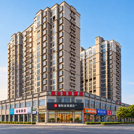 JUNHOTEL