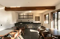 Biezhi Yejing Homestay (Xinjiang Kanas National Geopark) - موقف سيارات