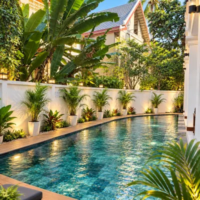 Dawn Boutique Luangprabang Hotel Các khách sạn gần Chùa Wat Long Khun
