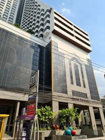 Omni Tower Sukhumvit Nana