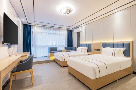 Shennongjia Dongyu  (Muyu Town Bus Station Store