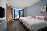 Ramada Hotel Shaoyang Oriental Phoenix Hotels in Shaoyangxian