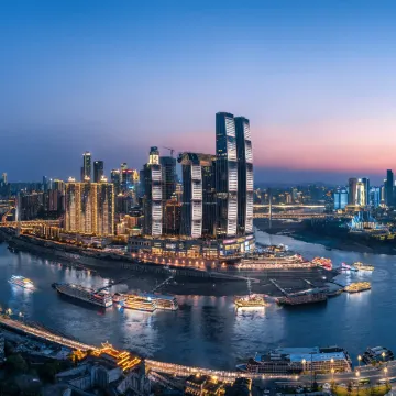 Qianhe Zhixuan High-View Hotel (Jiefangbei Hongyadong)