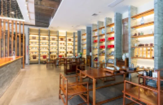 YESIER S HOTEL