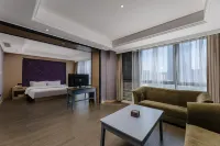 Gemeng Hotel (Huzhou Zhongyuan Baiying Plaza) Hotels near Huzhou International Small Commodities Market (2nd Ring Road West)