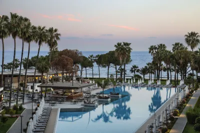 Acanthus Cennet Barut Collection - Ultra All Inclusive Hotel dekat Side Museum