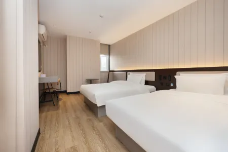 Hanting Hotel (Shanghai Jing'an Daning Park Branch)