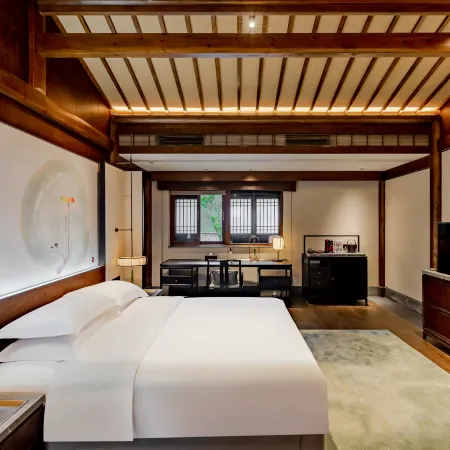 Jiuhuashan Wenzong Ancient Village Hotel