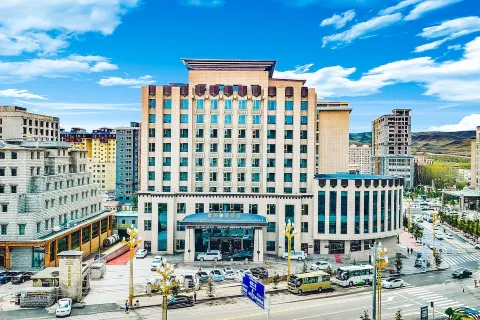 Nuosang Zhouji Hotel
