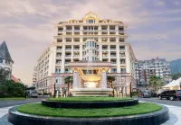 Tengchong East Lake Thermal Spa Hotel