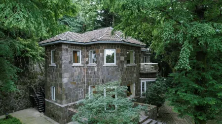 DREAMLOHAS VILLA HOTEL Отели рядом с достопримечательностью «Baiyun Mountain Pavilion»