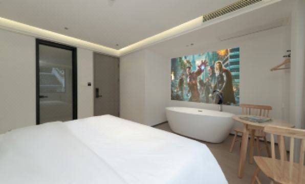 Yueyangge Hotel (Yangshuo West Street Lijiang Branch)