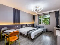 Yunshang No.8 · Mountain View Luxury Vacation Boutique Stay (Fengning Datanzhen) โรงแรมในเฟิงหนิง