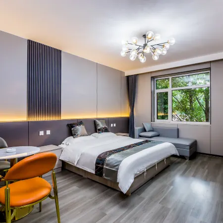 Yunshang No.8 · Mountain View Luxury Vacation Boutique Stay (Fengning Datanzhen)