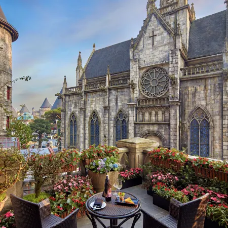 Mercure Danang French Village Bana Hills