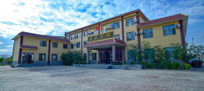 Dingsheng Hotel Hotels in Linze County