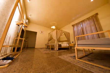 Dunhuang Heyuan Guesthouse Отели рядом с достопримечательностью «Dunhuang Ancient City»