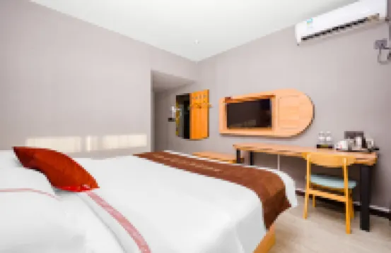 Junyi Chain Hotel (Xinyang Railway Station)