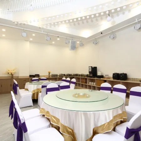 Vienna Hotel (Chengdu Jintang Huaizhou New Town)