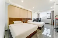 A+電競酒店（新鄭龍湖商業廣場店） 鄰近激流勇進的酒店