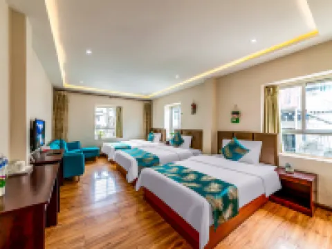 Daocheng Daruiyi Station Homestay Hoteles en Daocheng