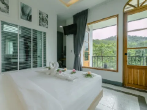 Magical Mountain View Resort Hotels in Phanom