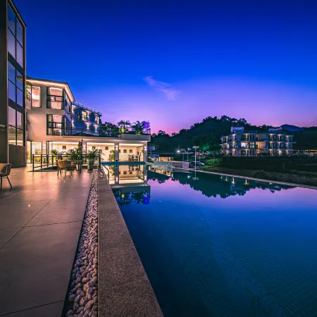 PARKYAH INN