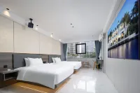 Qixin Smart Hotel (Wanning High Speed Railway Station)