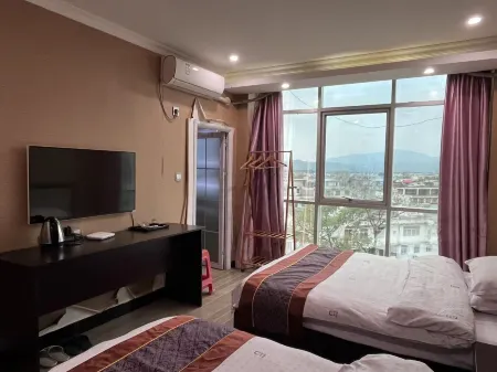 Ruijin Sunshine Holiday Hotel