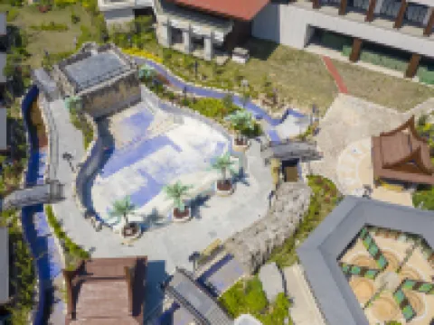 齊河孔雀王温泉酒店 齊河酒店