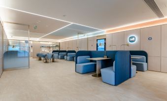 HanTing Hotel (Xi'an Bell Tower North Street Subway Station)