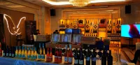 Hanzhong Rongjia International Hotel (Hanjiang Wetland Park Store) - Barer