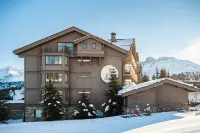 Hotel Annapurna Hotele w: Courchevel