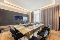 Pengxi Hotel (Haikou Qilou Old Street Sun Moon Square Duty Free Shop)