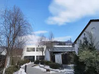 Floral Hotel·Manlu B&B, Beijing(Huanghuacheng water Great Wall store) Hotels near Changping Yanshou Temple