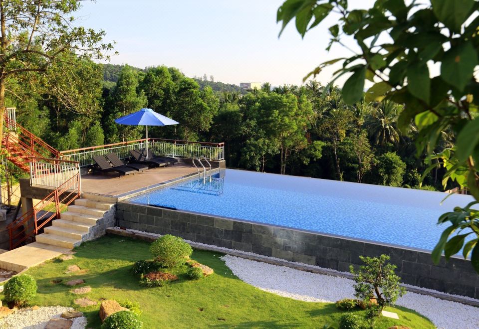 Tom Hill Resort Phu QuocOver view