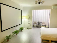 Xinxiang Xiju Giant Screen Projection Apartment (DL Pangdonglai Dapang Store)