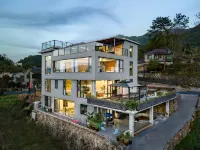 界角·Luxury山景庭園観景休閒リゾート美宿(龍王山漂流) - ジャグジー