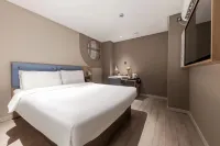 ‌Home Inn (Xuzhou Pengcheng Square 1818 Food Square Branch)‌ - 2 stjerner