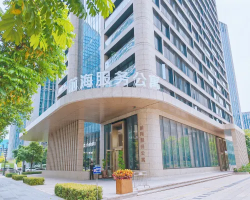 前海服務公寓（桂灣地鐵站前海卓悅·壹方滙購物中心店） 鄰近桂湾的酒店