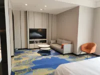 Huocheng Suhaijun Business Hotel