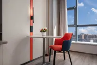 吐魯番智選假日酒店（美景天城美食街店） 鄰近私人民間文物博物館的酒店