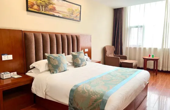 雅布倫大酒店（滄州海興店）