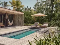 Patina Maldives, Fari Islands Hotels in Helengili