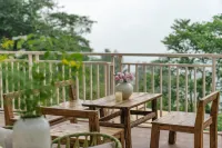 banshanliminsu Hotels near Wolong China Giant Panda Garden Shenshuping Base of Ccrcgp