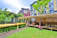 Guoxin Hot Spring Hotel (Erdao Baihe Changbaishan Railway Station) - خلابة